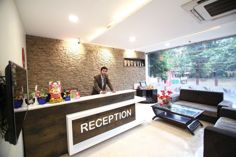 Oyo 4779 Hotel Vansh Palace