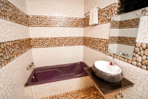 Hotel Bhakti, Rajkot