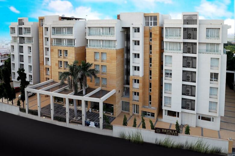 Hotel Patria Suites