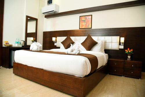 Hotel Holiday Hill