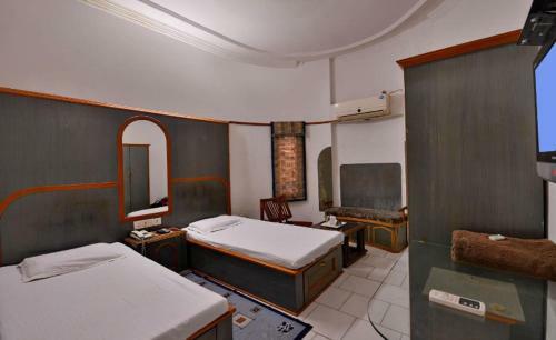 Hotel Sahil Palace
