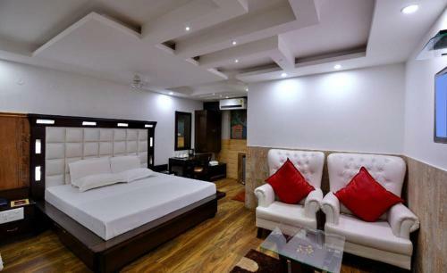 Hotel Sahil Palace