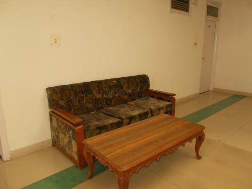 Hotel Restful Stay Near Rishikesh Railway Station