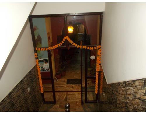 Hotel Comfortable Rooms On Laxman Jhula