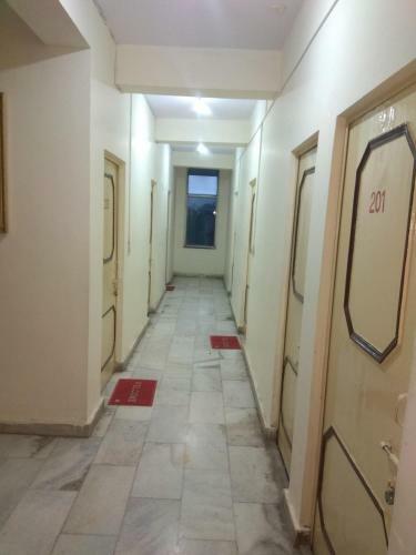 Hotel Raj Laxmi Bhawan