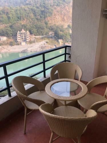 Aloha Apartments By Blissful Ganges
