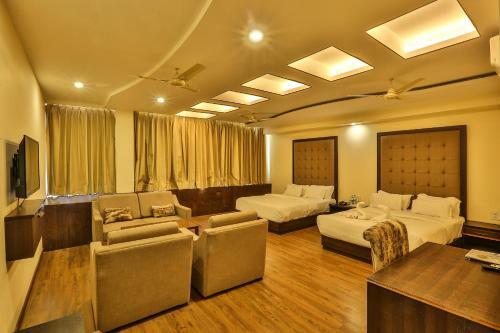 Hotel Vasundhara Palace