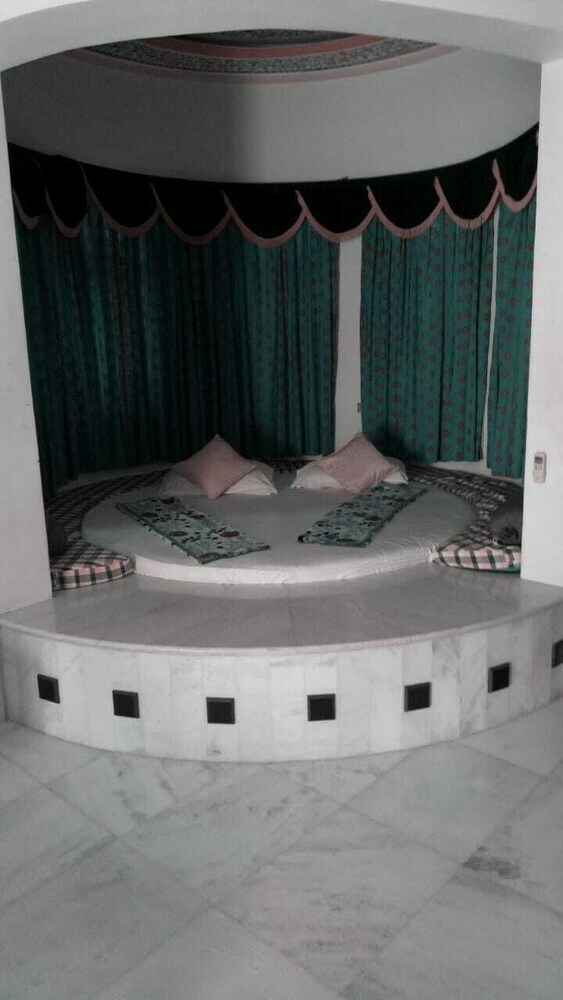 Hotel Ranakpur Safari Resort