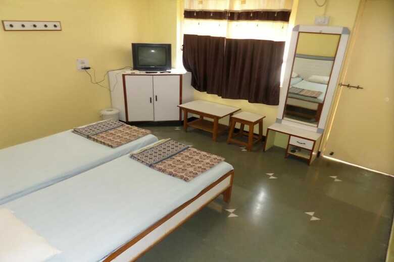 Hotel Indira Sagar
