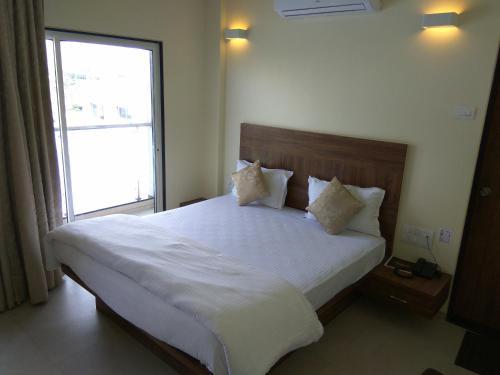 Hotel Manasi Pride