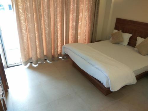 Hotel Manasi Pride
