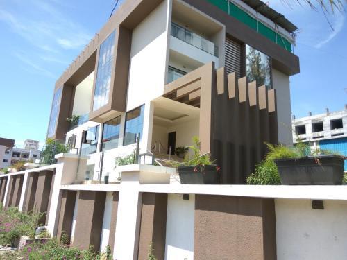 Hotel Manasi Pride