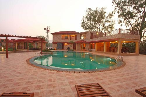 Hotel The Fern Gir Forest Resort