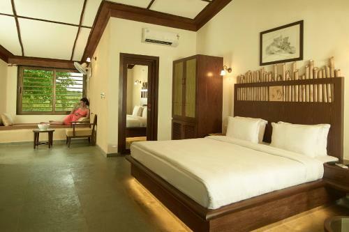 Asiatic Lion Lodge
