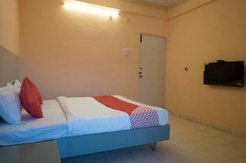 Oyo 37830 Hotel Aakar International