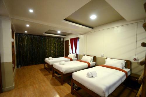 Mid Pine Home Stay