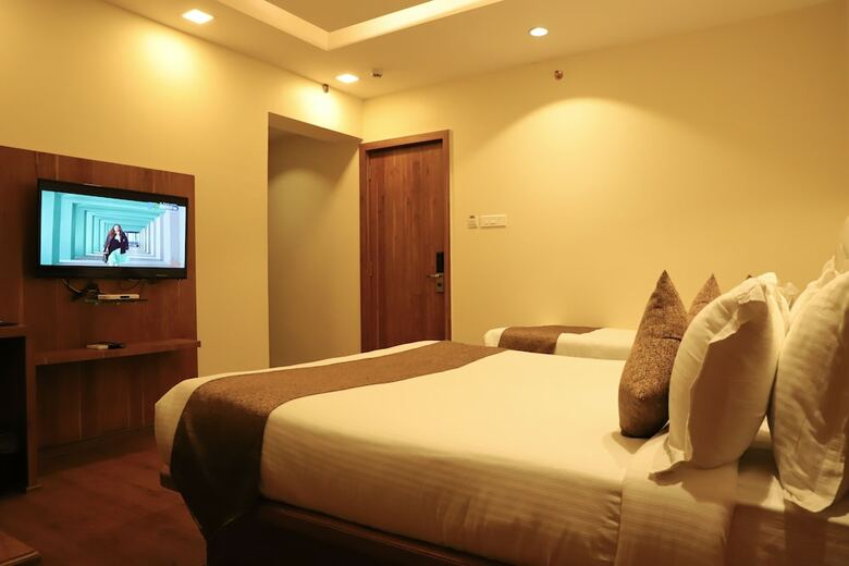 Sai Neem Tree Hotel
