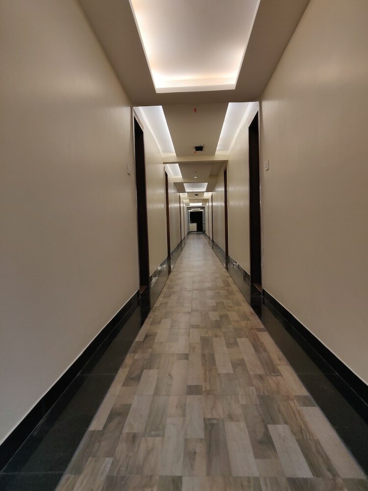 Sai Neem Tree Hotel