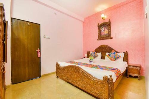 Fabhotel Paradise For You