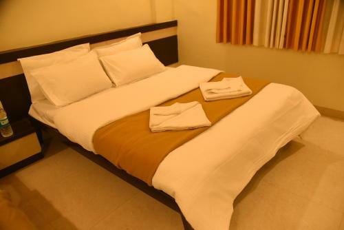 Hostal Hotel Sai Namo Palace