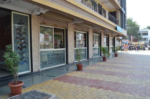 Hotel Shree Sai Vishwa