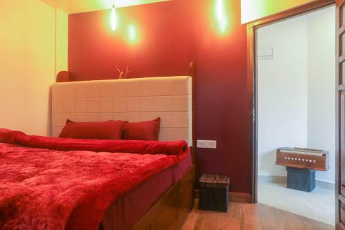 Hostal A La Maison
