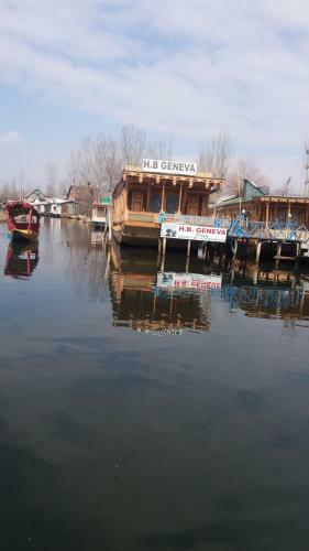 Geneva Group Of House Boats