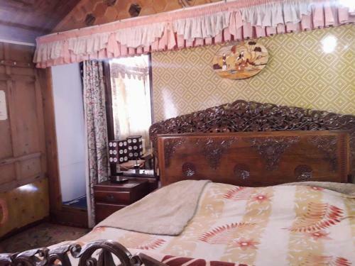 Hotel New Minar Group Of Houseboats