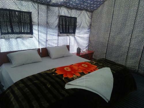 Hostal Tih Good Luck Guest House With Camps