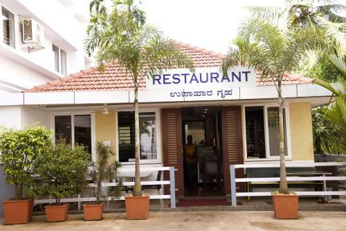 Hotel Slr Residency