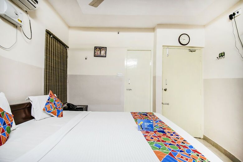 Fabhotel Aditya Yatri Nivas
