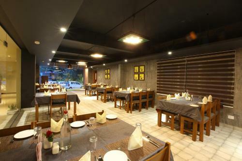 Hotel Woodnote Thekkady