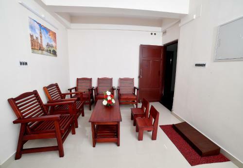Apartamento Indeevaram Residency
