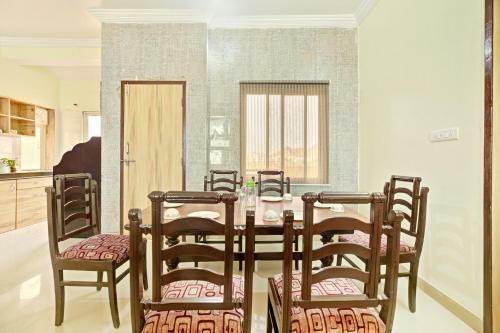 Graceful 3bhk Apartment In Udaipur
