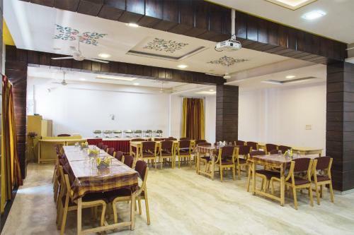 Hotel Gorbandh