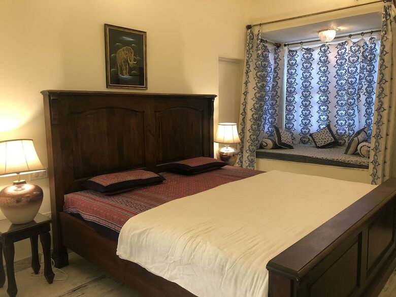 Bed & Breakfast Jai Villa Homestay