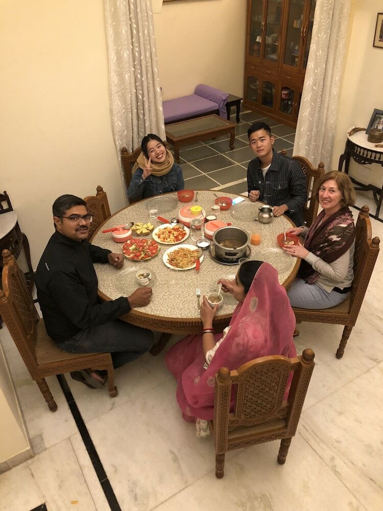 Bed & Breakfast Jai Villa Homestay