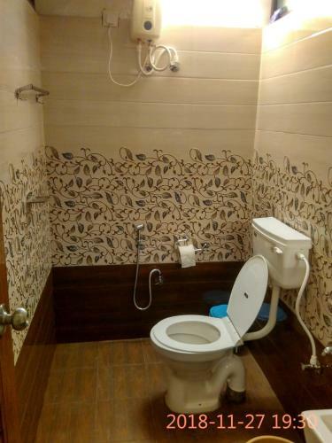 Short Giraffe Hostels - Varkala Beach