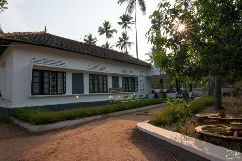 Short Giraffe Hostels - Varkala Beach