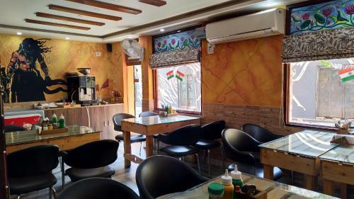 Albergue Om Shanthi Paying Guest House