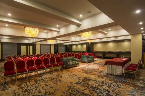 Hotel The India Benares