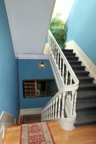 Hostal Central Guest House