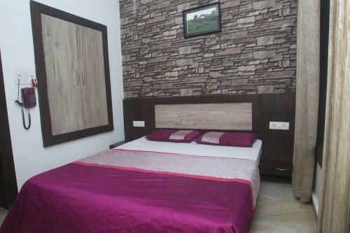 Hostal Alakhnanda Guest House