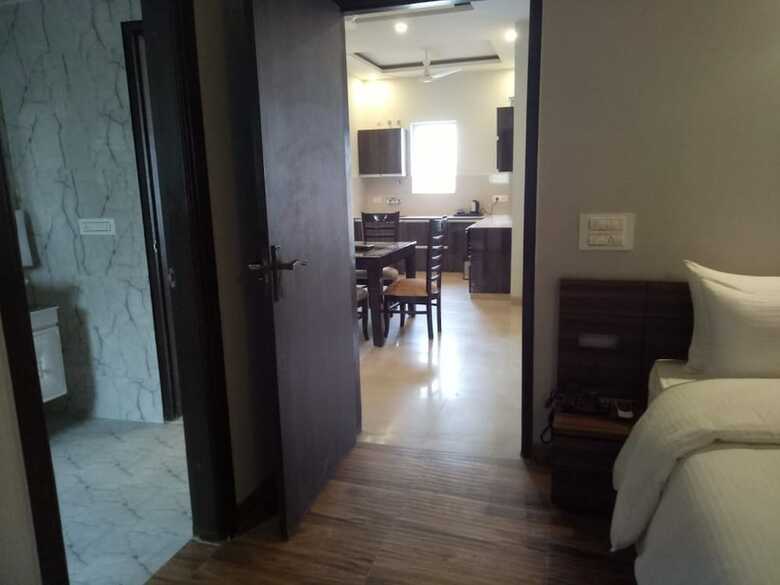 Hotel Anandam Clarks Inn Suites Vrindavan