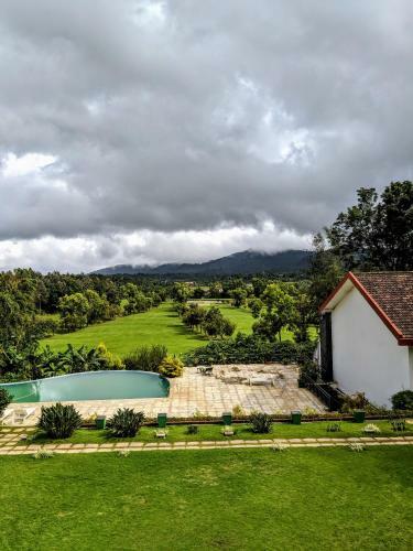 Hotel Amritara Ambatty Greens Resort