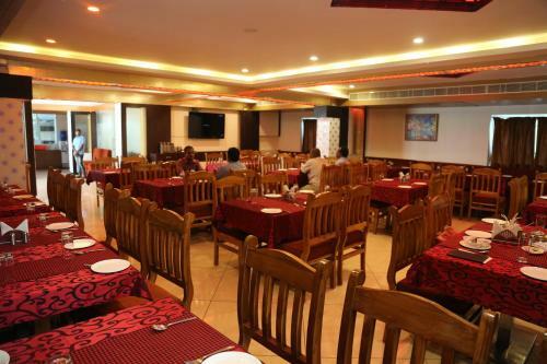 Hotel Skml Grand