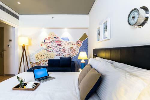 The Port Hotel