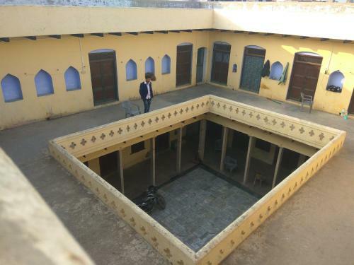 Hostal Girriraj Bhawan Bengali Ashram