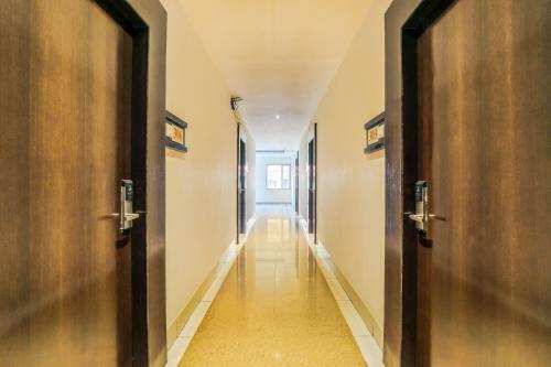 Hostal Fabhotel Rr Grand Mg Road