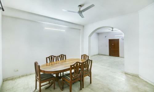 Hotel Treebo Trip Sky Residency Sector 100